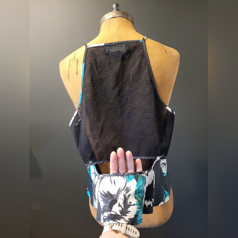 The Fifth Label Mesh Back Tank - Picture 4 of 5